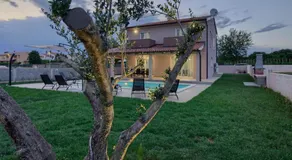 Charming villa Enjoy with private pool in Pula - Image 5