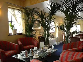 La Fontana Italian Restaurant with Rooms - Image 4