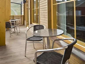Levi Suites Levi Gold - Image 5
