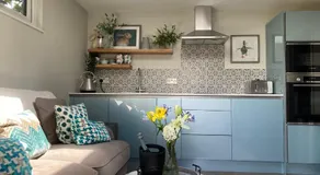 Hares Corner - Image 3