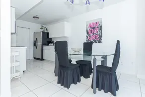 Blue Ocean Apartments - Image 5
