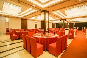 Ding Sheng Yun Tian Hotel - Image 4