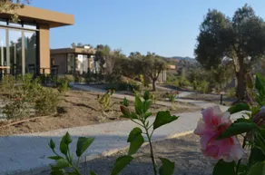 O Mikros Kosmos Hotel Resort - Adults Only - Image 3