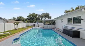 Private Pool Retreat Near Beaches Downtown St Pete - Image 5