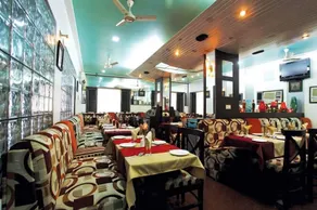Pioneer Hotel - Image 2
