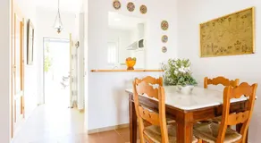 Bonito apartamento en campo de golf con piscina - Image 3