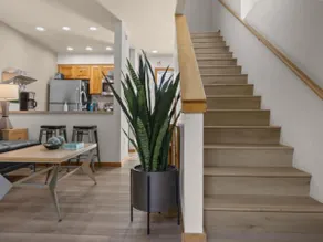 Beaches Inn Townhomes - Image 3