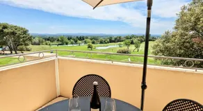 LA PERLE DE PROVENCE-Magnifique Vue CLIM LINGE Golf Saumane 6P Piscine Tennis - Image 5