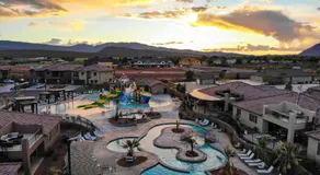 36 | BERGSUNSET, SOVE 17, 3 PATIOS, POOLVANDSLIDE, SAND SHACK - Image 3