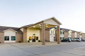 Rodeway Inn Ainsworth - Image 4