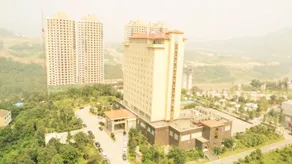 Wine Country Hotel - Image 5