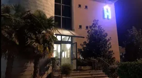 Mini Hotel - Image 5