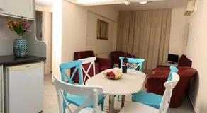 Sunquest Gardens Holiday Resort - Image 3