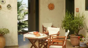 Aris Apartments - Image 4