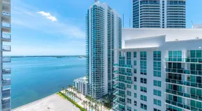 Bright and Cozy 2BR at Brickell, Free Parking - Image 3