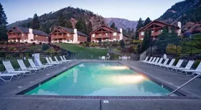 Golf Course View Condo Walk to Town & Pools - Image 4