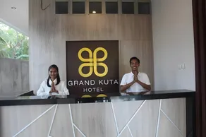 Grand Kuta Hotel Lombok - Pool - 43 inch Google TV - Strong 60Mbps WiFi - New Enhanced Management - Image 4