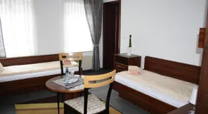 Hotel & Restaurant Aragwi - Image 2