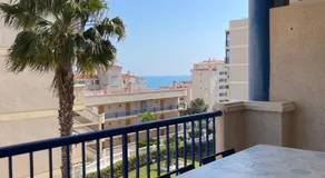 Vidunderlige lejlighed i Arenales Del Sol, på Costa Blanca, Spanien  med fælles pool med plads til 4 personer - Image 3