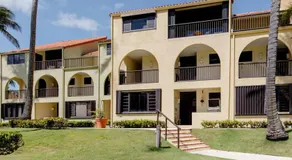 Carey Beach Villa - Image 5