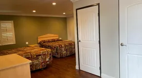 El Rey Inn - LAX - Image 5