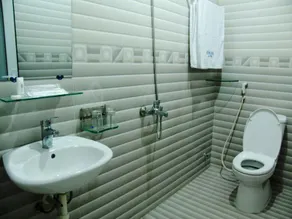 Huong Binh Hotel - Image 3