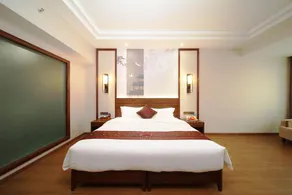 YUNDING INTERNATIONAL HOTEL - Image 5