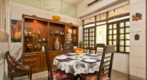 Trendy Bed & Breakfast - Image 4
