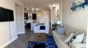 POOL VIEW! Near Dallas Love Field! Medical District! Downtown Dallas! - Image 2