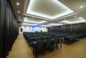 Harbin Fuyu Business Hotel (Wanda Plaza Longta Branch) - Image 5