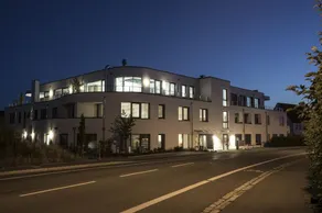 Seven Hotel + Boardinghouse - Image 3