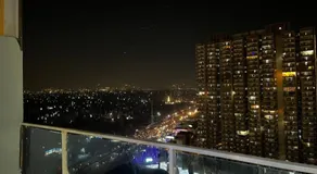Cosmo Stays Premium Studio Gaur City Center - Image 2