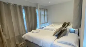 Park View Homestay - Image 4