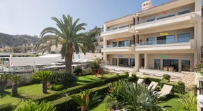 Diamanti Residence Beachfront Green apt-Ligaria - Image 2