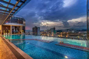 Novo Ampang by COBNB near Gleneagles - Image 2