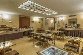 Select Via Veneto - Image 4