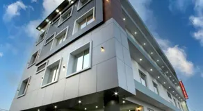 Hotel Red Apple Near Railway Station Chandigarh - Image 2