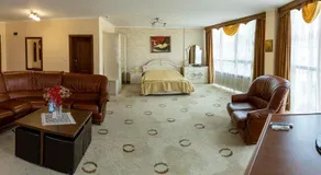 Hotel Palas - Image 2