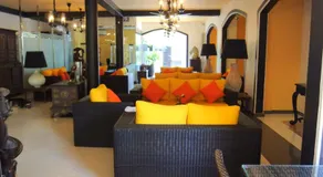 Hotel Flower Garden - Image 5