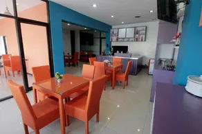 Oriza Hotel Surabaya - Image 3