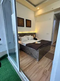 Cosy stay near Expo mart and wipro with balcony - Image 5