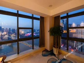River Four Seasons Hotel - Image 3
