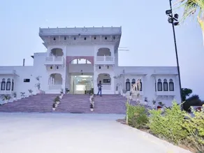 Tej Mahal Palace - Image 1