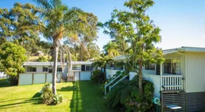 Top of the Lake Holiday Units - Image 4