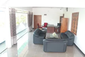 Rose Lagoon Hotel - Image 4