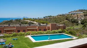 2055-Superb 2bedrooms apt, Gibraltar and sea view - Image 4