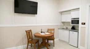The Convent Boutique Accommodation plus Short Stay Holiday Homes - Image 5