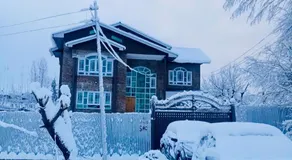 Sunset View Gulmarg - Image 5