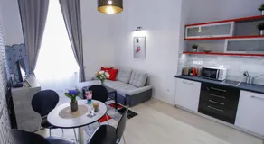 Uránia Apartmanház - Image 3