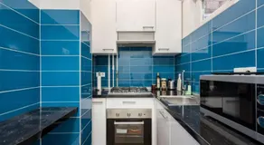 Synagogue View Apartment - Image 4